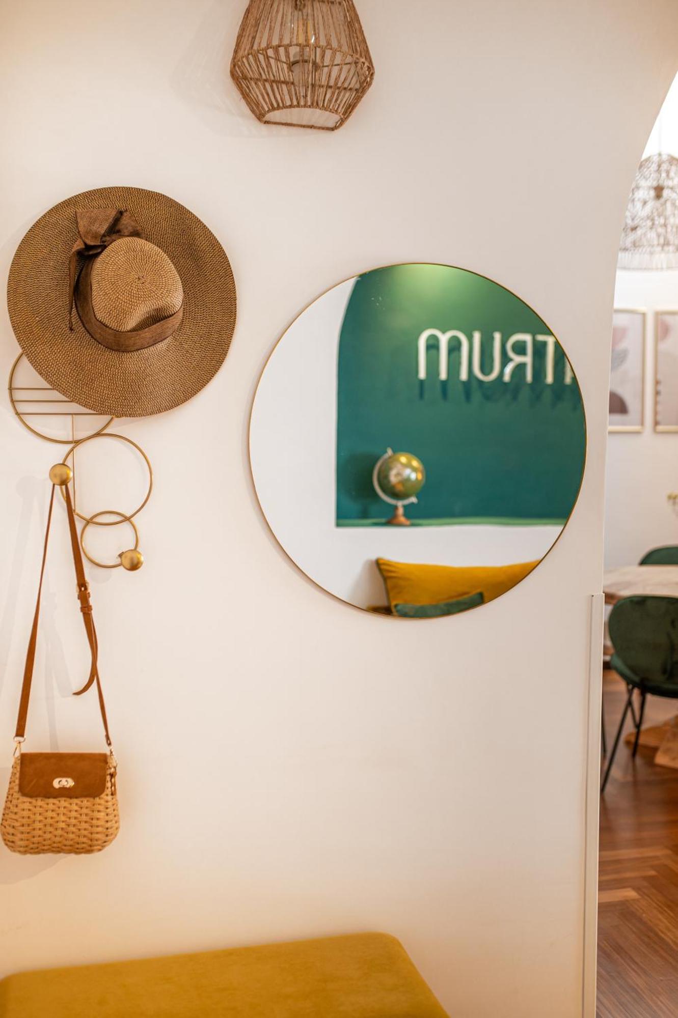 Quatrum Apartment Napoli Esterno foto