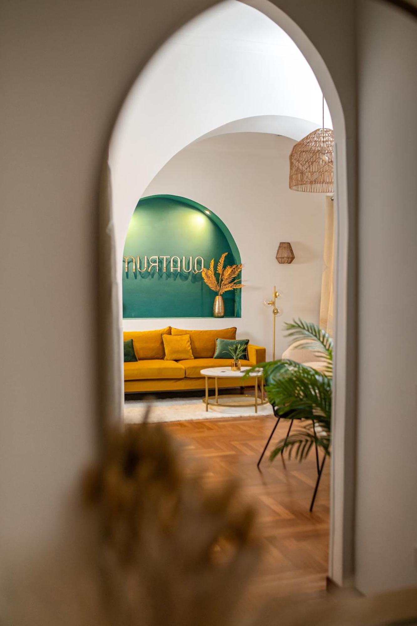 Quatrum Apartment Napoli Esterno foto
