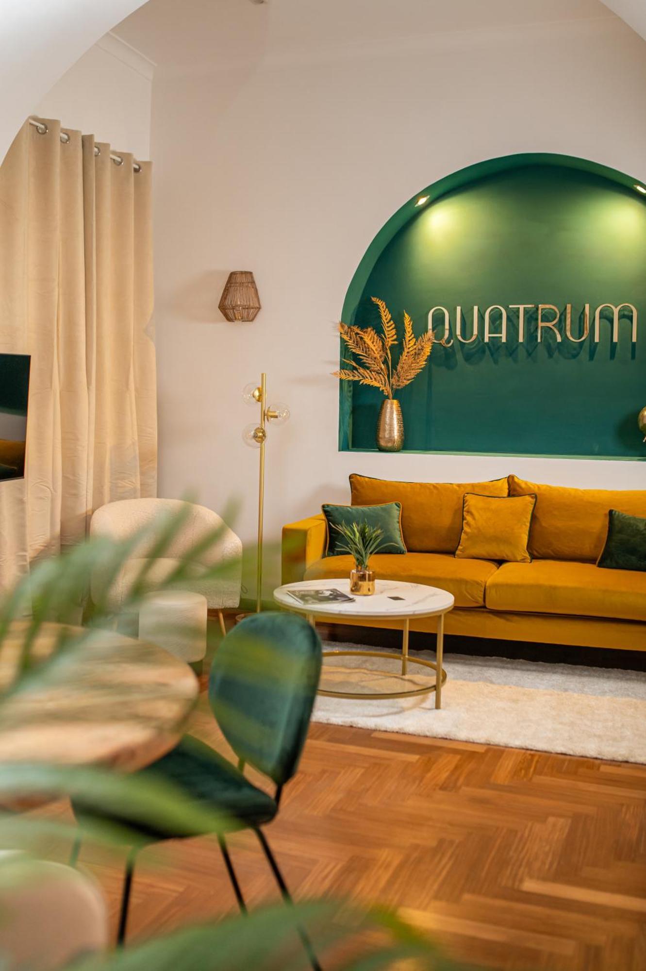 Quatrum Apartment Napoli Esterno foto