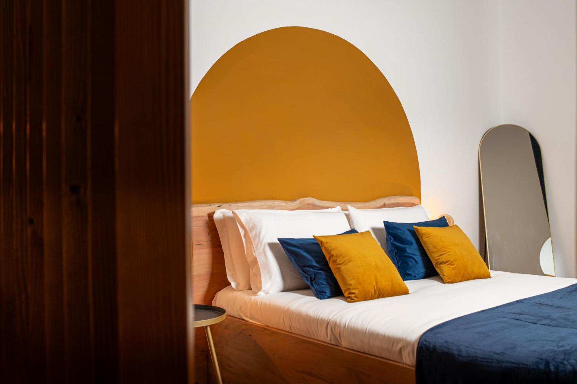 Quatrum Apartment Napoli Esterno foto