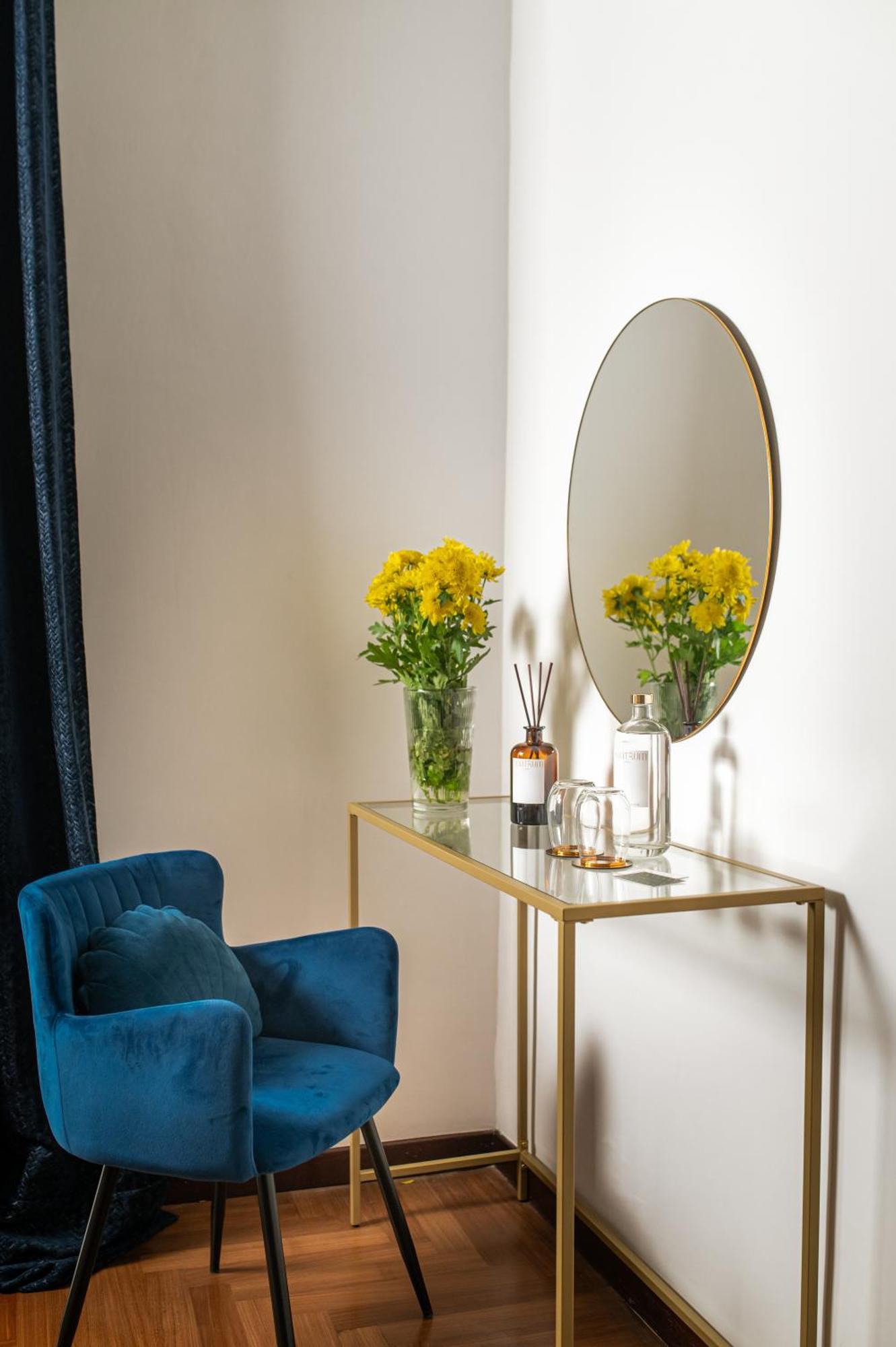 Quatrum Apartment Napoli Esterno foto